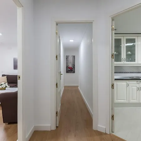 Amicorum Parking Apartment *