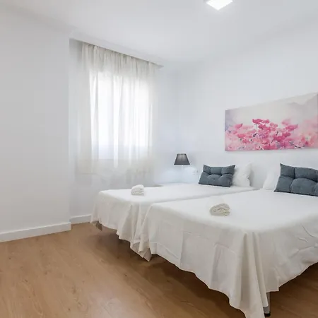Amicorum Parking Apartment